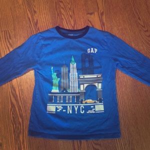 GAP NYC long sleeve shirt